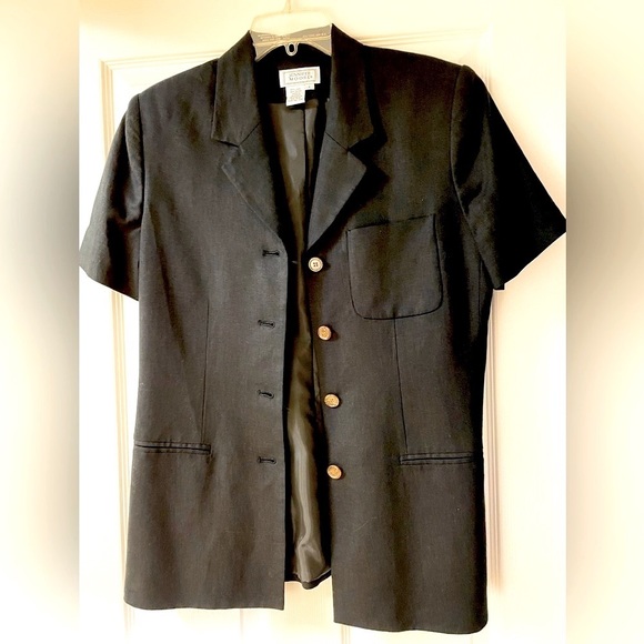 Black short sleeve jacket sz 8 - Picture 2 of 5